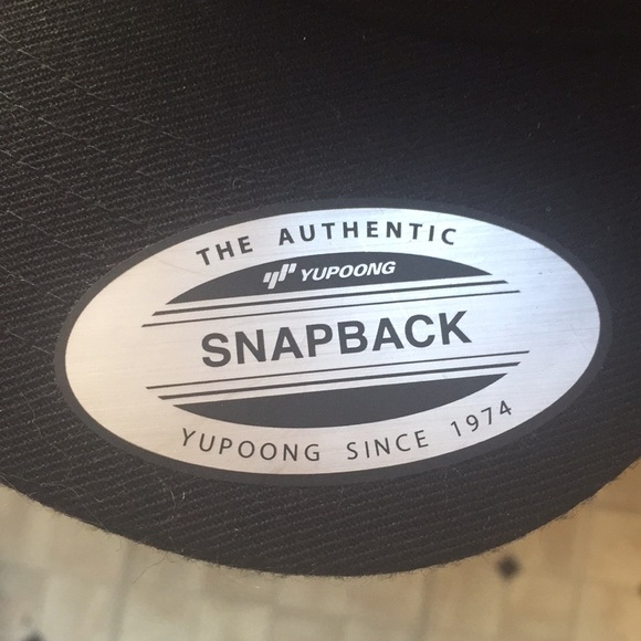 O'Neill Utility Hat  Black w White Snapback OS - Picture 5 of 11